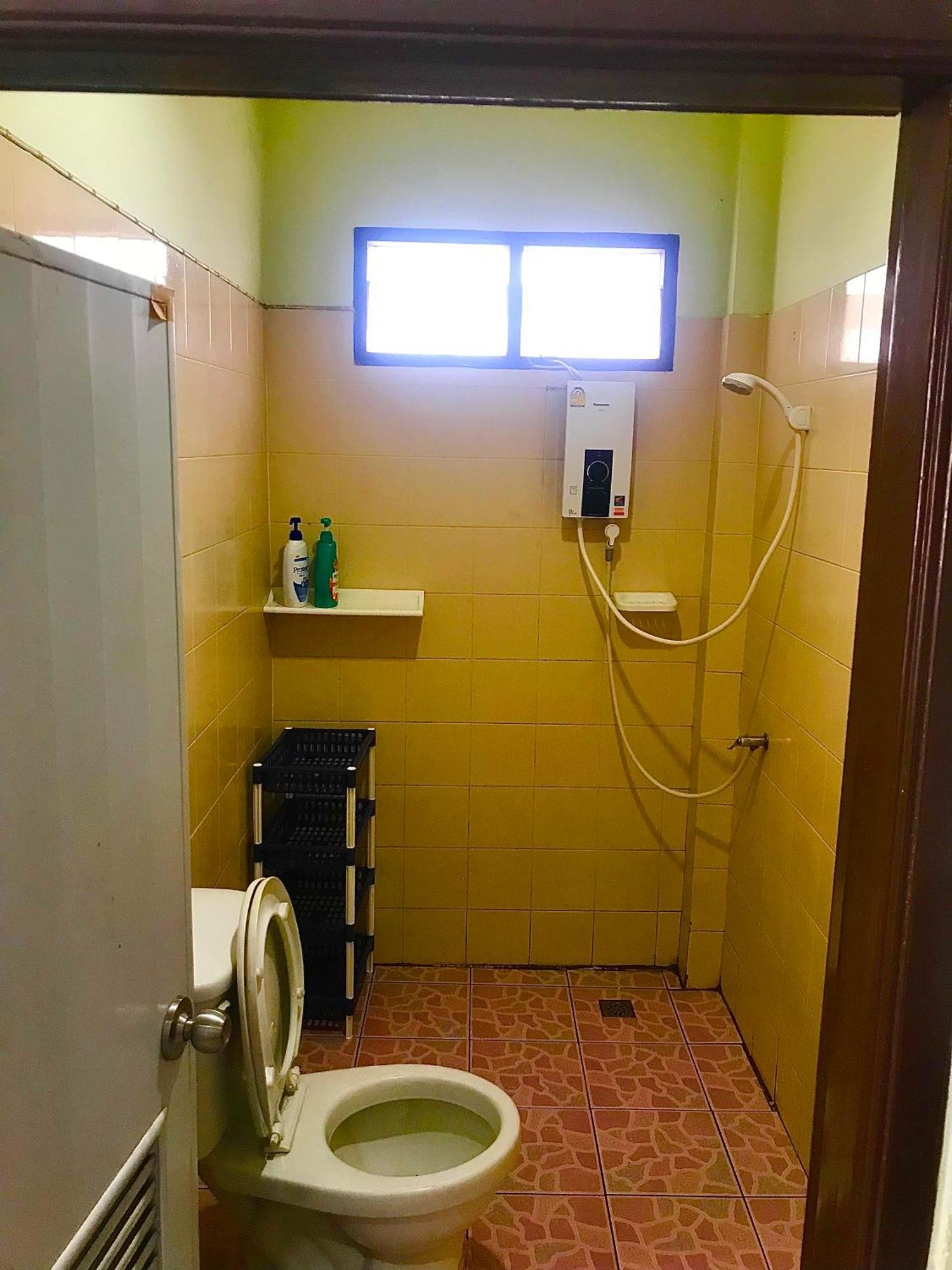Moon Dolphin Hostel Хад-Рін Екстер'єр фото