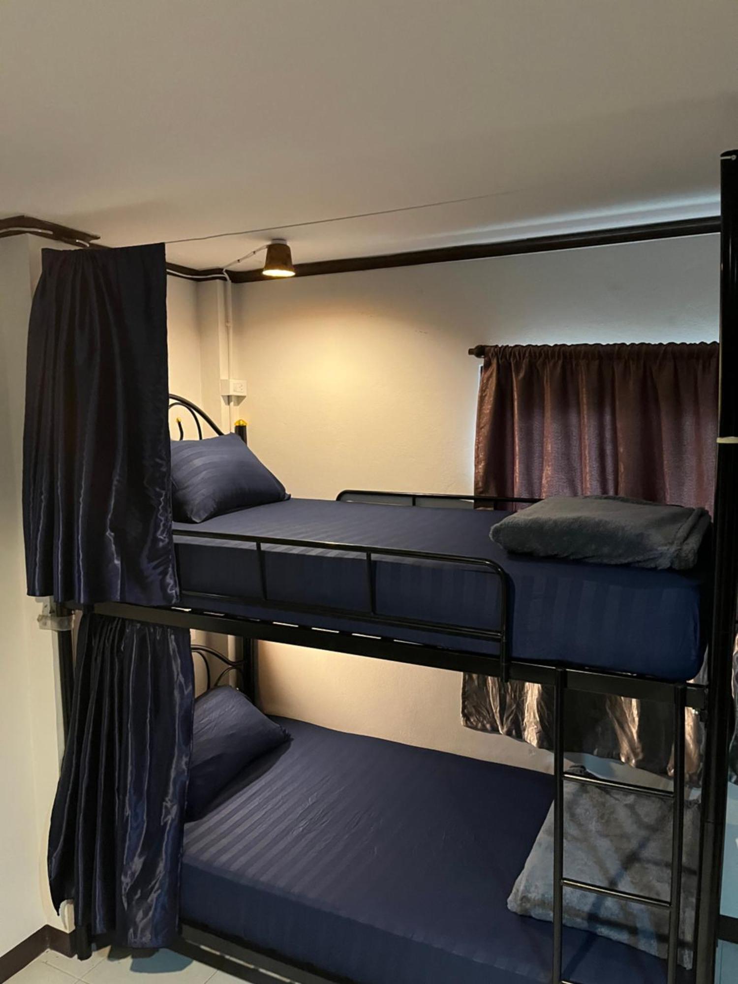 Moon Dolphin Hostel Хад-Рін Екстер'єр фото